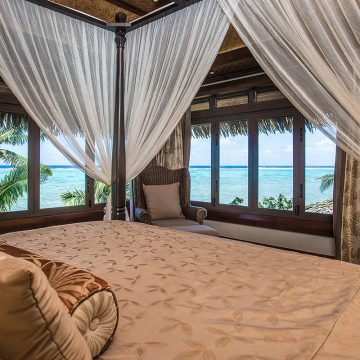 Presidential Beachfront Villa (3 bedroom)